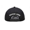 Kundengebundener Logo Unisex Black Flat Hats mit justierbarer strukturierter Krone