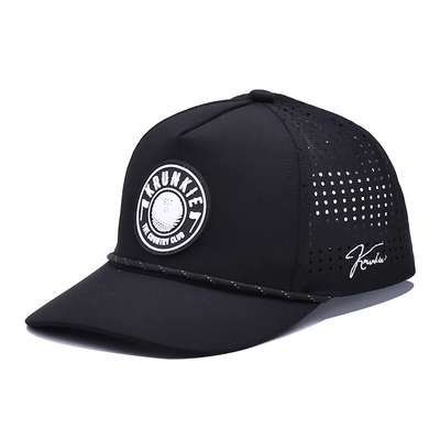 Custom Gummi PVC Logo Trucker Hut 5 Panel Wasserdicht Laser Loch Seil Golf Hüte Lauf-Sport Kappe Für Mann