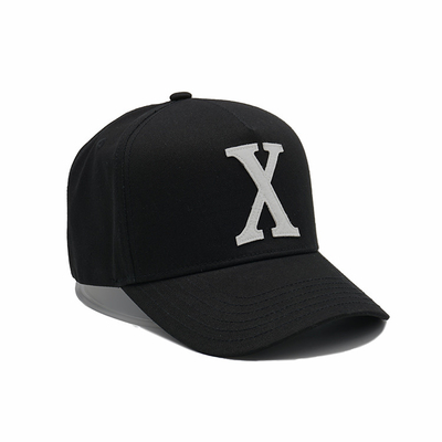 Strukturierte, verstellbare 5-Panel-Baseballmütze mit gesticktem Text und Metallschnalle