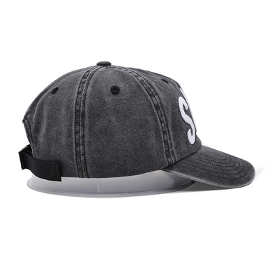 Strukturierte Baseballkappe mit Curve Peak-Applikationsaufnäher für Ihr individuelles Logo-Design. 5-Panel-Baseballkappe