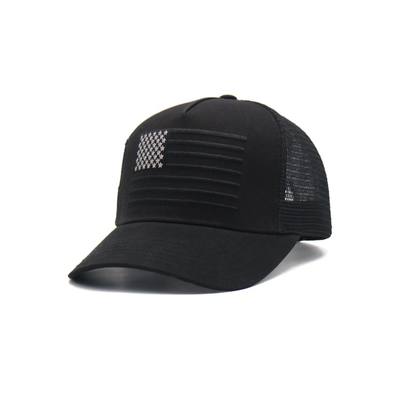 Reinfarbene Trucker-Hüte hohe Qualität 5 Panel Mesh Rücken OEM Custom Stickerei 3D Sportkappe Trucker-Hüte