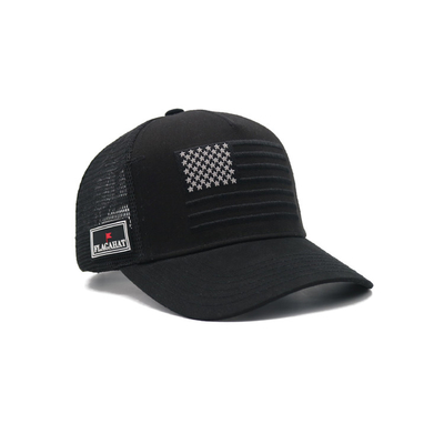 Reinfarbene Trucker-Hüte hohe Qualität 5 Panel Mesh Rücken OEM Custom Stickerei 3D Sportkappe Trucker-Hüte