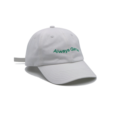 Broderierte Logo 6 Panel Baseballkappe mit verstellbarem Gurt und Baumwollstoff