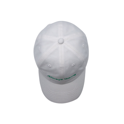 Broderierte Logo 6 Panel Baseballkappe mit verstellbarem Gurt und Baumwollstoff