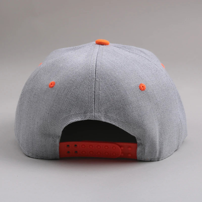 Fabrikpreis Langlebige Flachkante-Snapback-Hüte mit hervorragender Leistung