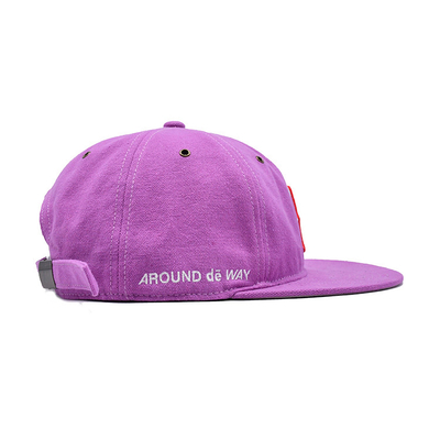 Customized Pink 6 Panel Snapback Cap mit flachem Visor und 3D-Brädern Logo