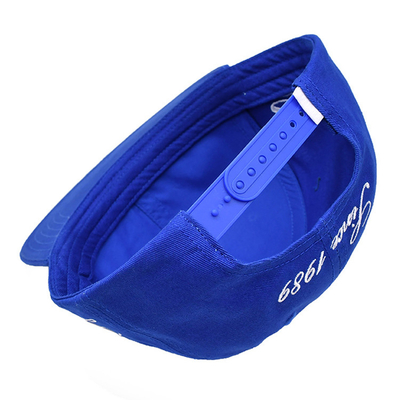 Atemberaubende Flachkante Snapback-Hütte mit benutzerdefiniertem Sticklogo