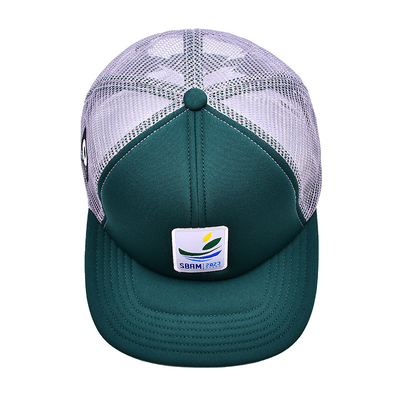 Custom Sponge Komfortable 6 Panel Flat Visor Konstruierte Trucker Cap mit Stickplatte