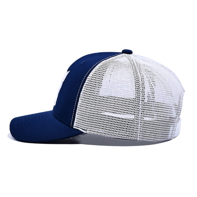 Unisex Mesh Trucker Cap mit gesticktem Logo und Druckband