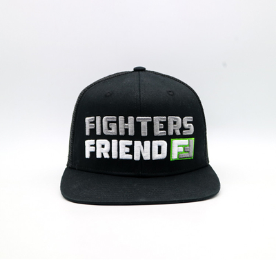 Broderierte Trucker Cap / Snapback Trucker Cap mit Plastik Snapback und benutzerdefiniertes Logo