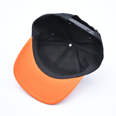 Custom Broderierte Flachkante Snapback-Hüte mit schwarzen oder angepassten Farben