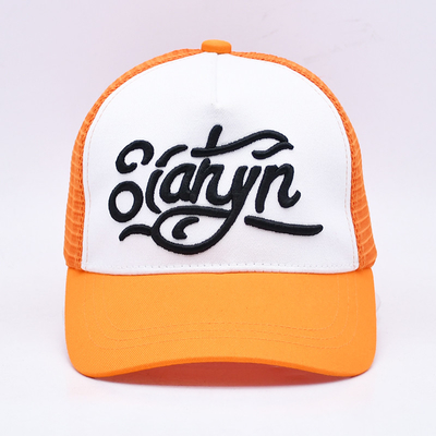 Unisex 5 Panel Trucker Cap Custom 3d Broderierte geschwungene Rand Satin ausgekleidet Orange Mesh Rücken Hüte