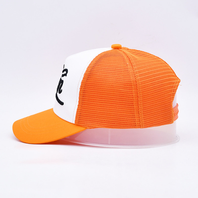 Unisex 5 Panel Trucker Cap Custom 3d Broderierte geschwungene Rand Satin ausgekleidet Orange Mesh Rücken Hüte