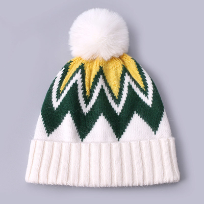Gemachte bestickte Kugeln Winter gestrickte Streifen Muster warme weiche Pompom Puff Druckkugeln Hersteller