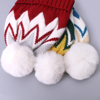Gemachte bestickte Kugeln Winter gestrickte Streifen Muster warme weiche Pompom Puff Druckkugeln Hersteller