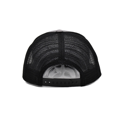 Outdoor-Verstellbare Baseball-Sportmütze Leichtgewicht reflektierende schnelle Trocknung 5 Panel-Sportmütze mit Buckle Back