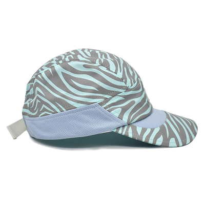 Outdoor-Verstellbare Baseball-Sportmütze Leichtgewicht reflektierende schnelle Trocknung 5 Panel-Sportmütze mit Buckle Back