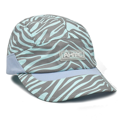 Outdoor-Verstellbare Baseball-Sportmütze Leichtgewicht reflektierende schnelle Trocknung 5 Panel-Sportmütze mit Buckle Back