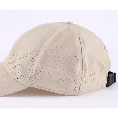 Großhandel Custom 6 Panel Unisex Laserperforierter Wasserdichtes Baseball Golf Cap Hut Mesh Sport Hüte