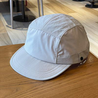 Unisex leichte atmungsaktive schnell trocknende 5-Panel-Camping-Mütze Custom Outdoor-Wander-Camp-Mütze Splicing Short-Rim Camper-Hut