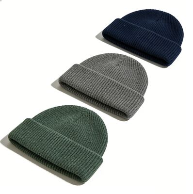 Custom Logo Strick-Beanie-Hüte mit Acrylmaterial und 58cm Umfang für die Winterwärme