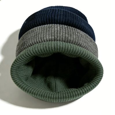 Custom Logo Strick-Beanie-Hüte mit Acrylmaterial und 58cm Umfang für die Winterwärme