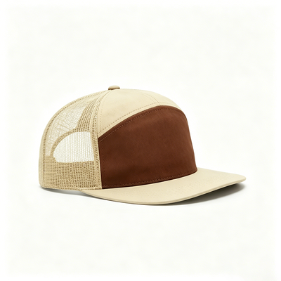 Snapback-Mütze mit flacher Krempe, unstrukturierte Krone, leichter, bequemer Stoff, atmungsaktives Design für aktiven Lebensstil