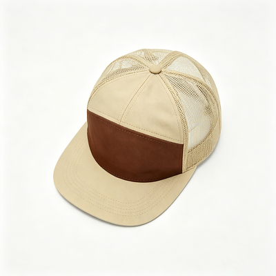 Snapback-Mütze mit flacher Krempe, unstrukturierte Krone, leichter, bequemer Stoff, atmungsaktives Design für aktiven Lebensstil